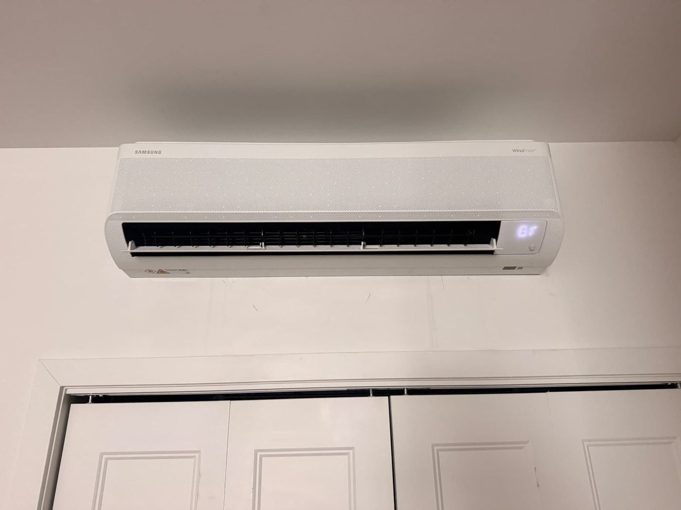 Samsung WindFree Wall Unit